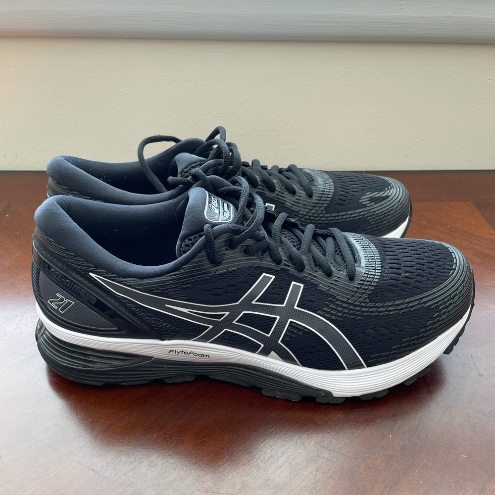 ASICS Gel-Nimbus 21